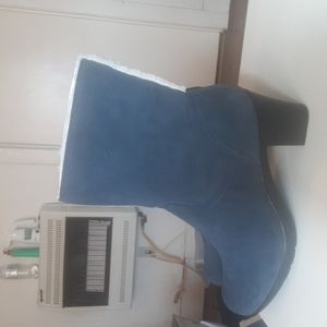 Nwot NWOB Clark's Blue Suede Faux Fur Boots Sz 10W